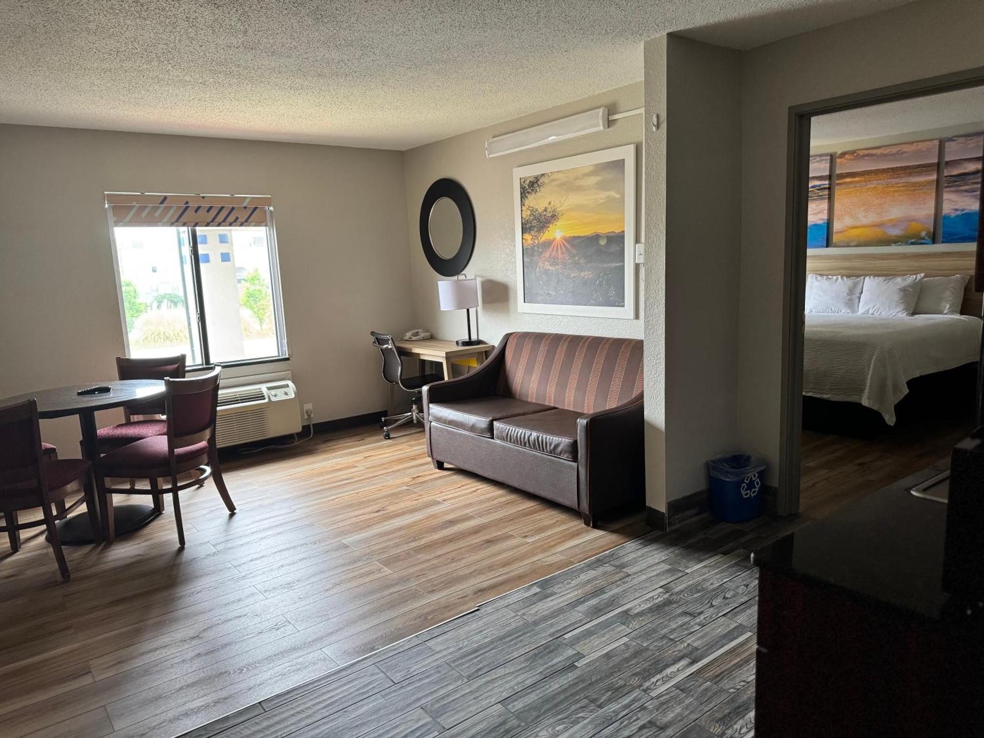 Days Inn By Wyndham Mauldin/Greenville Exteriér fotografie